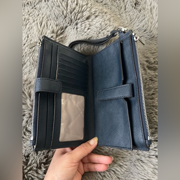 Michael Kors, Navy Wallet - Picture 3 of 3